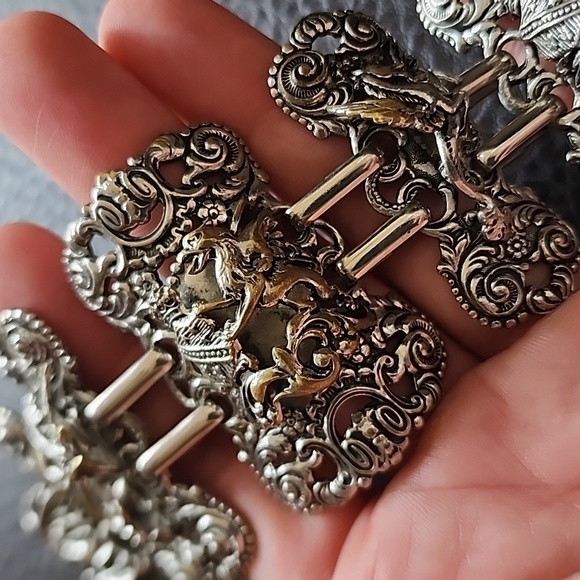 VTG Napier Griffin & Dragon bracelet - Picture 3 of 12